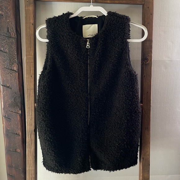 Wilfred Oversized Faux Fur Teddy Vest - Picture 4 of 7